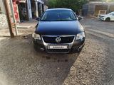 Volkswagen Passat 2006 года за 3 000 000 тг. в Астана