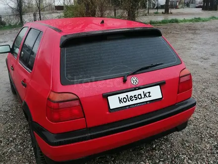 Volkswagen Golf 1996 года за 2 148 521 тг. в Алматы – фото 4