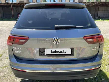 Volkswagen Tiguan 2018 года за 10 000 000 тг. в Петропавловск – фото 51