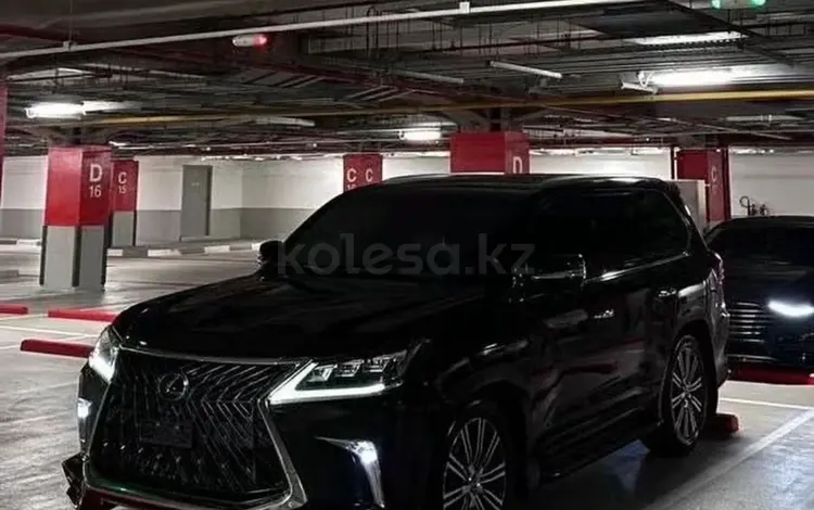 Lexus LX 570 2016 года за 45 000 000 тг. в Алматы
