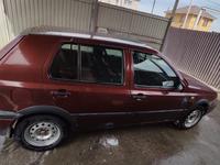 Volkswagen Golf 1994 года за 750 000 тг. в Семей