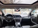 Hyundai Sonata 2016 годаүшін9 500 000 тг. в Усть-Каменогорск – фото 2