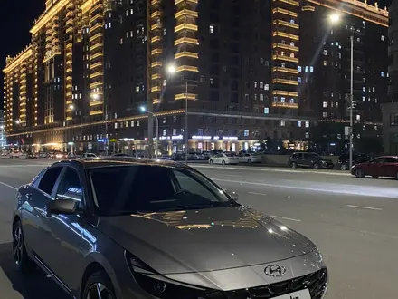 Hyundai Elantra 2023 года за 13 000 000 тг. в Актау – фото 2