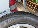 Оригинальные диски Subaru Enkei R16 5 100 Yokohama BluEarth 205/60 R16 за 130 000 тг. в Алматы – фото 3