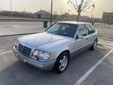 Mercedes-Benz E 280 1993 года за 3 500 000 тг. в Туркестан – фото 2