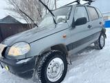 Chevrolet Niva 2006 годаfor1 700 000 тг. в Актобе – фото 3