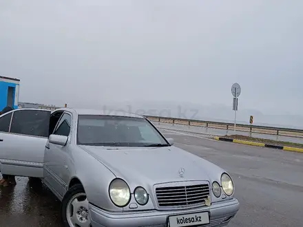 Mercedes-Benz E 320 1996 года за 3 500 000 тг. в Талдыкорган – фото 10