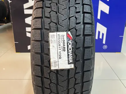 Yokohama 2024 Ice Guard SUV G075 235/60R17 за 63 000 тг. в Алматы