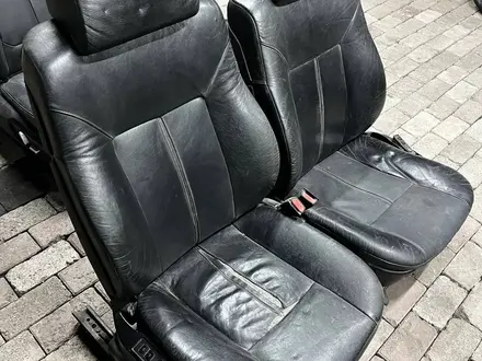 Сиденья BMW е38 е39 за 130 000 тг. в Караганда – фото 2