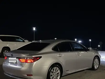 Lexus ES 300h 2014 года за 8 000 000 тг. в Актау – фото 6