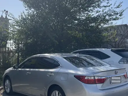 Lexus ES 300h 2014 года за 8 000 000 тг. в Актау – фото 9