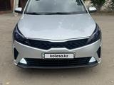 Kia Rio 2021 года за 6 400 000 тг. в Актобе