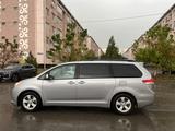 Toyota Sienna 2014 годаfor9 500 000 тг. в Шымкент – фото 4