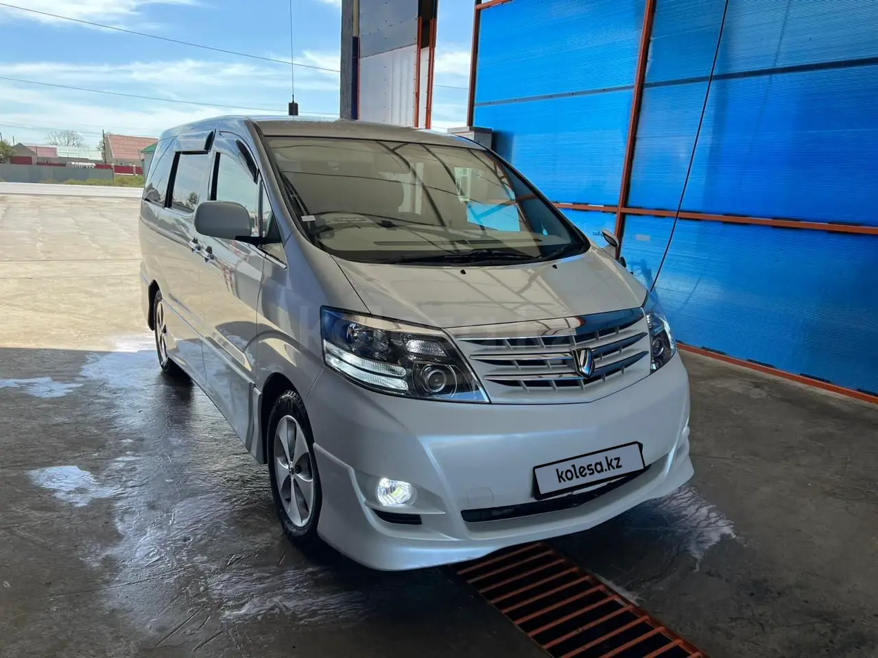 Alphard 2007. Alphard 2007