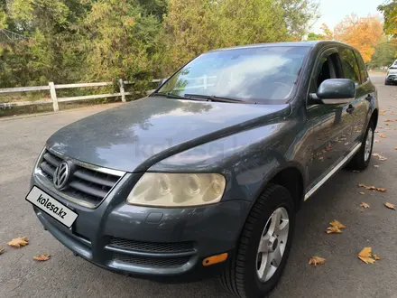 Volkswagen Touareg 2006 года за 6 000 000 тг. в Алматы – фото 6