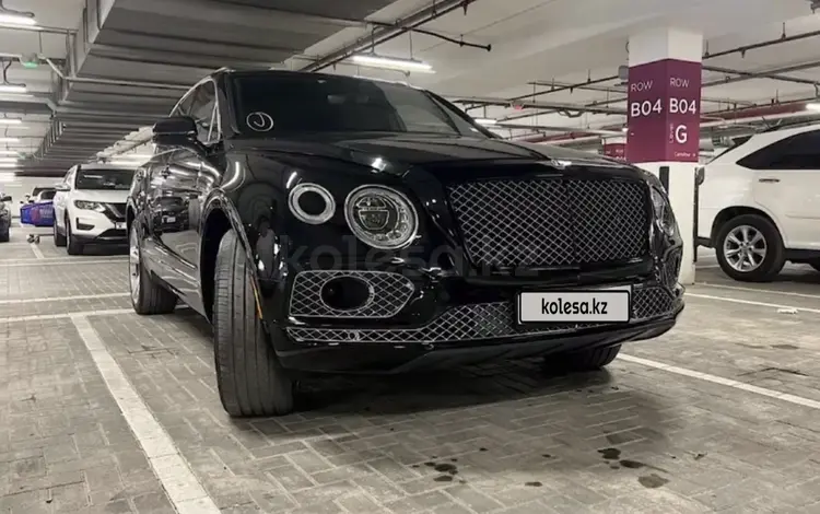Bentley Bentayga 2017 года за 70 000 000 тг. в Алматы