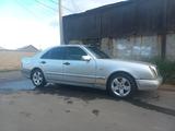 Mercedes-Benz E 230 1995 годаүшін1 700 000 тг. в Павлодар – фото 5