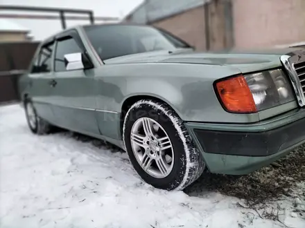 Mercedes-Benz E 260 1990 года за 2 000 000 тг. в Алматы – фото 3