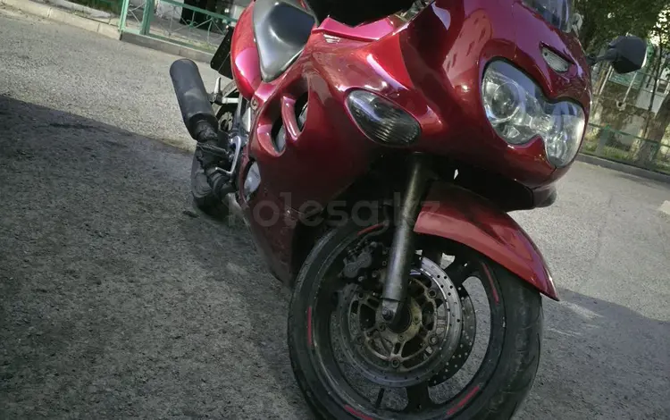 Suzuki  GSX 600F Katana 1998 годаүшін1 800 000 тг. в Астана