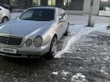 Mercedes-Benz CLK 200 1998 годаүшін3 200 000 тг. в Караганда – фото 3