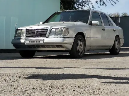 Mercedes-Benz E 280 1993 года за 1 700 000 тг. в Алматы – фото 12