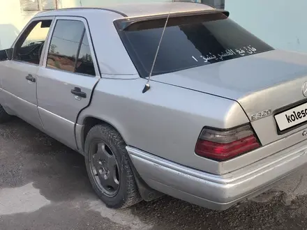 Mercedes-Benz E 280 1993 года за 1 700 000 тг. в Алматы – фото 20