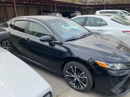 Toyota Camry 2019 года за 12 000 000 тг. в Тараз – фото 4