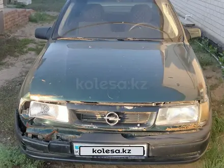 Opel Vectra 1995 года за 600 000 тг. в Актобе – фото 3