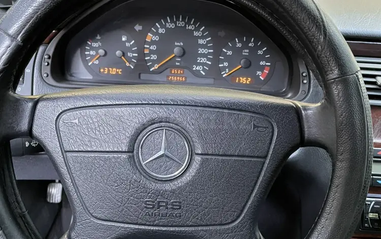 Mercedes-Benz E 230 1999 годаүшін3 500 000 тг. в Тараз