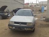 Volkswagen Vento 1993 годаfor620 000 тг. в Актау – фото 4