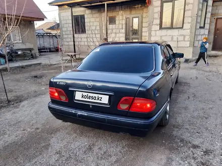 Mercedes-Benz E 280 1996 года за 2 000 000 тг. в Алматы – фото 3