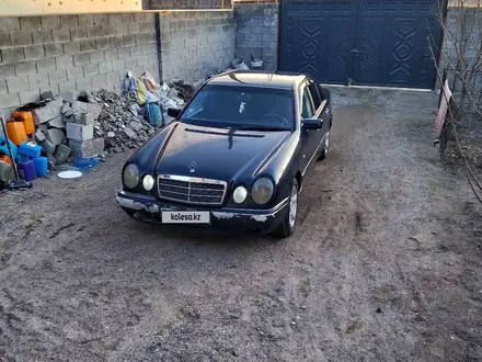 Mercedes-Benz E 280 1996 года за 2 000 000 тг. в Алматы – фото 4