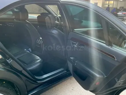 Mercedes-Benz S 500 2006 года за 7 500 000 тг. в Алматы – фото 13
