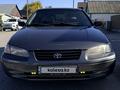 Toyota Camry 1998 годаүшін2 700 000 тг. в Актобе – фото 4