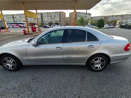 Mercedes-Benz E 320 2003 года за 6 000 000 тг. в Актау – фото 3