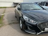 Hyundai Sonata 2018 года за 9 300 000 тг. в Алматы – фото 2