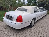 Lincoln Town Car 2003 года за 2 300 000 тг. в Алматы – фото 3