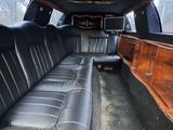 Lincoln Town Car 2003 года за 2 300 000 тг. в Алматы – фото 5