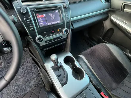 Toyota Camry 2014 года за 5 200 000 тг. в Актобе – фото 3
