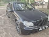 Mercedes-Benz C 230 2003 года за 3 200 000 тг. в Экибастуз
