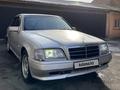 Mercedes-Benz C 220 1994 годаfor2 690 000 тг. в Алматы – фото 3