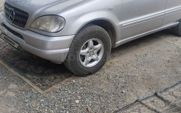 Mercedes-Benz ML 320 1998 года за 2 700 000 тг. в Атырау
