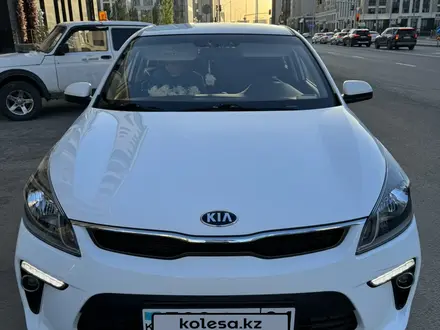 Kia Rio 2019 года за 8 500 000 тг. в Астана