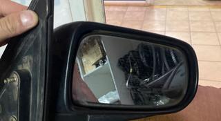 Зеркало правое Mazda 626 за 10 000 тг. в Актобе