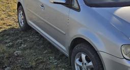 Volkswagen Touran 2003 годаүшін3 650 000 тг. в Новоишимский – фото 3