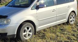 Volkswagen Touran 2003 годаүшін3 650 000 тг. в Новоишимский – фото 4