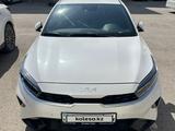 Kia Cerato 2022 года за 9 950 000 тг. в Актобе