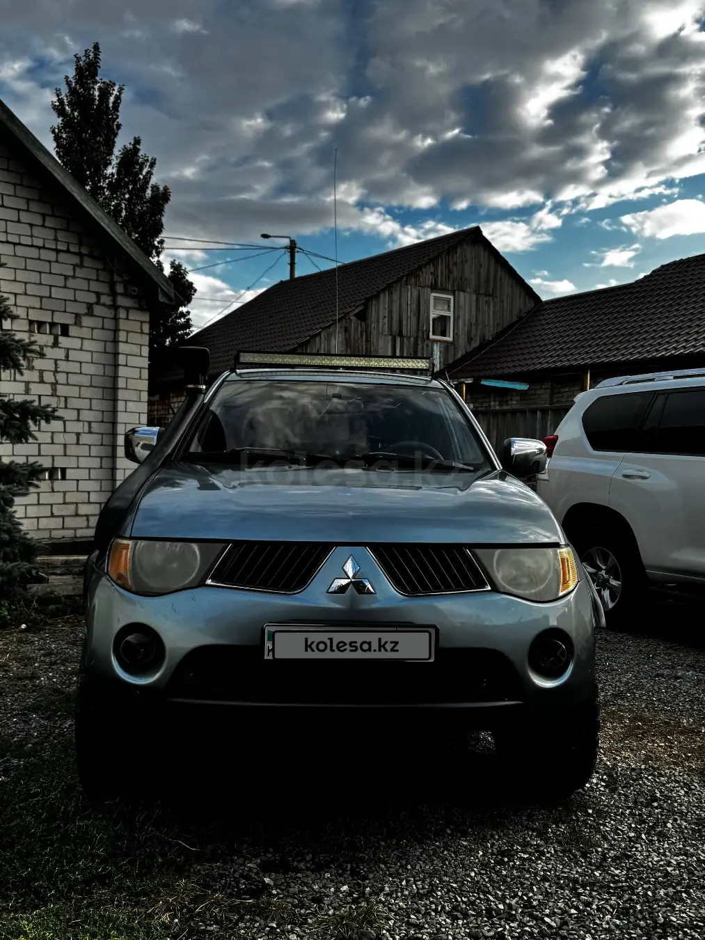 Mitsubishi L200, 2008