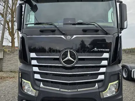 Mercedes-Benz  Actros 2020 года за 35 000 000 тг. в Алматы – фото 2
