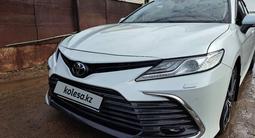 Toyota Camry 2021 года за 17 500 000 тг. в Астана